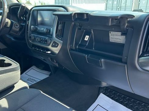 Certified 2019 Chevrolet Silverado 1500 LT w/ All Star Edition AWD/4WD image 36