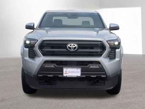 New 2025 Toyota Tacoma SR5 image 2
