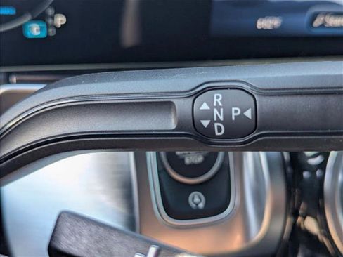 New 2025 Mercedes-Benz GLB 250 GLB 250 image 13