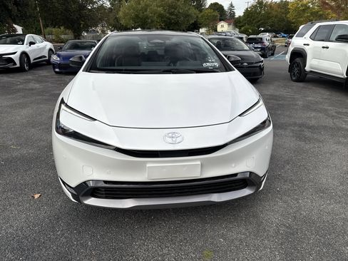 New 2026 Toyota Prius XLE image 2
