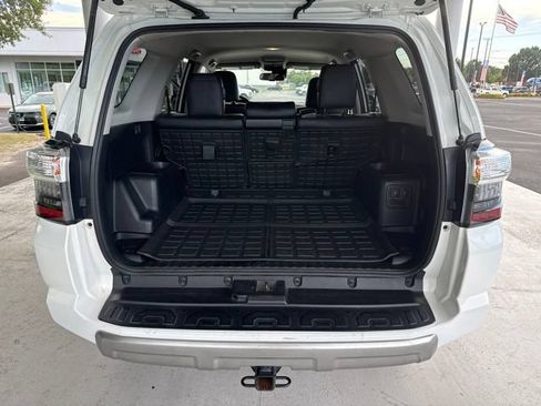 Used 2021 Toyota 4Runner TRD Off-Road Premium AWD/4WD image 14
