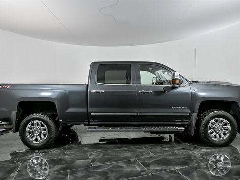 Used 2017 Chevrolet Silverado 2500 LTZ w/ Duramax Plus Package image 12