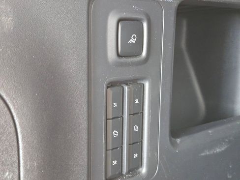 Used 2025 Lincoln Navigator Reserve AWD/4WD image 16