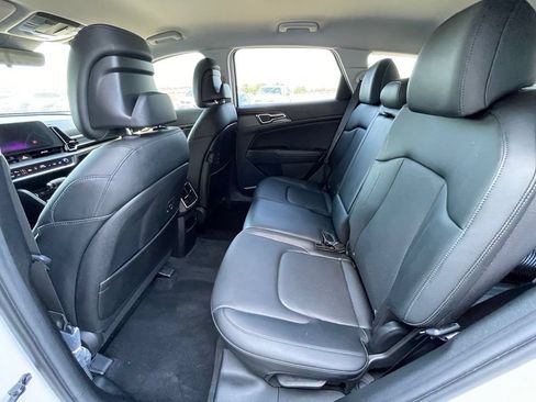 Certified 2023 Kia Sportage EX FWD image 23