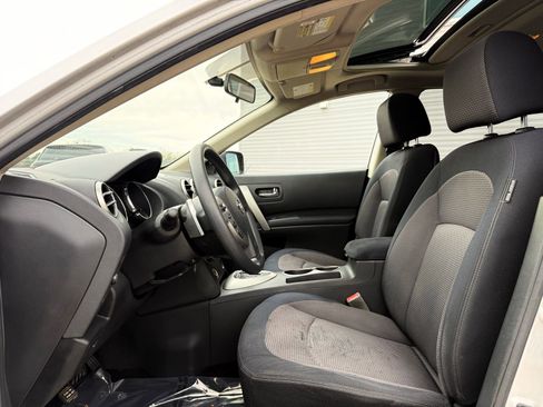 Used 2008 Nissan Rogue SL w/ Premium Pkg image 13