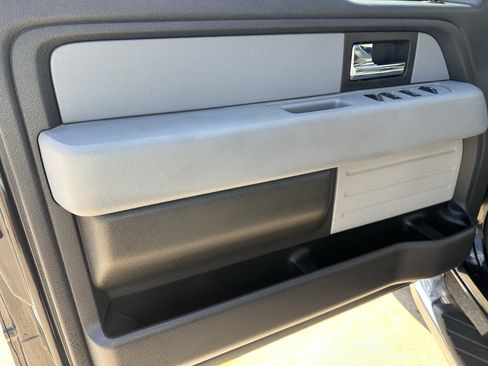 Used 2014 Ford F150 XLT w/ Equipment Group 302A Luxury AWD/4WD image 13
