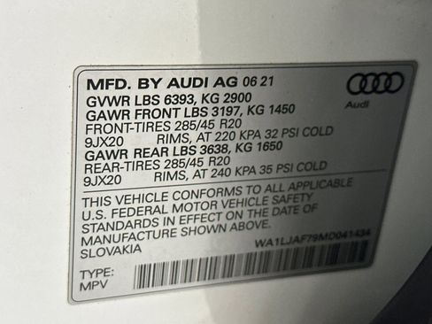 Used 2021 Audi Q7 2.0T Premium Plus w/ Premium Plus Package AWD/4WD image 21