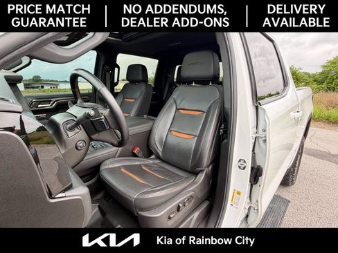 Used 2024 GMC Sierra 1500 AT4 w/ Technology Package AWD/4WD image 18