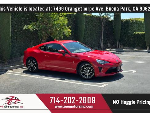 Used 2017 Toyota 86 RWD image 2