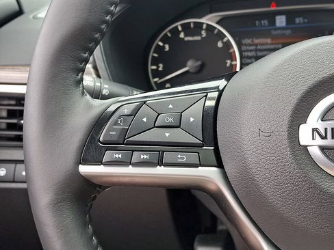 Used 2022 Nissan Altima 2.5 SL FWD image 18