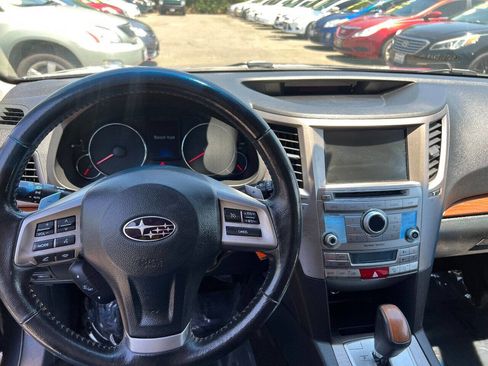 Used 2013 Subaru Outback 2.5i Limited image 15