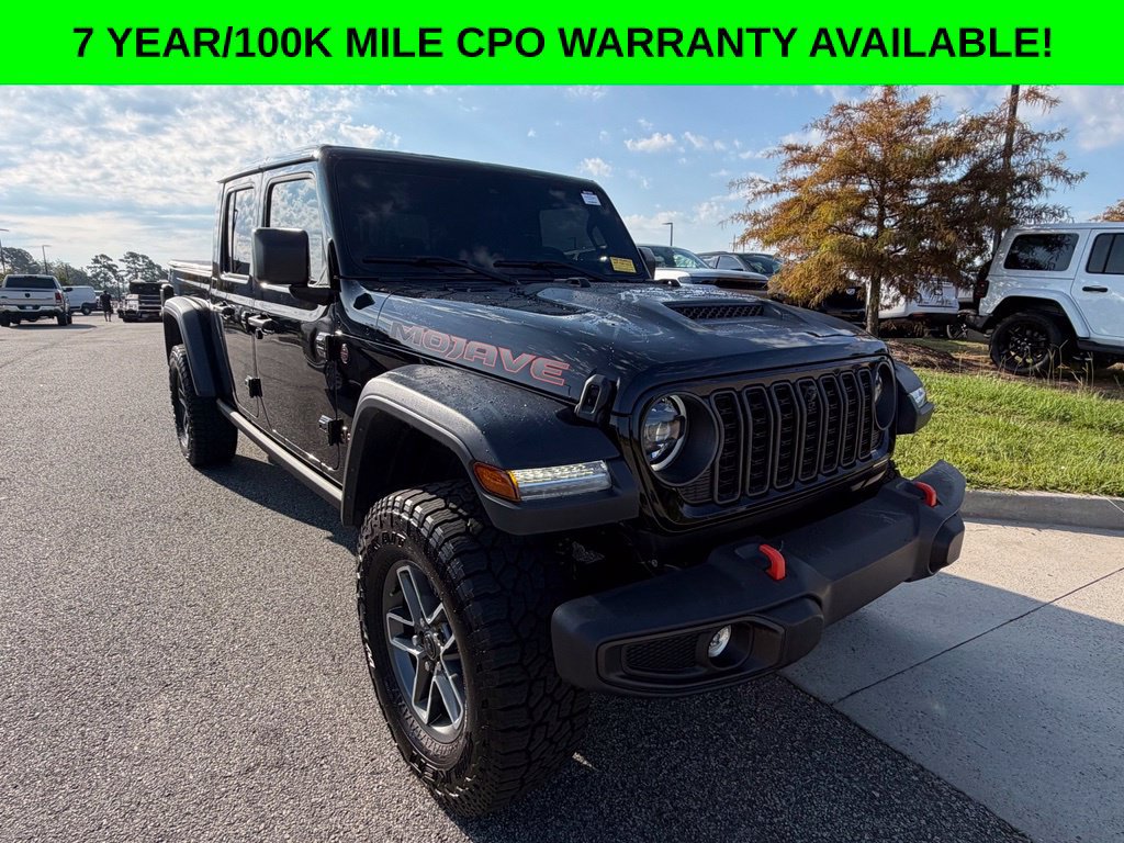Used 2025 Jeep Gladiator Mojave w/ Technology Group AWD/4WD image 8