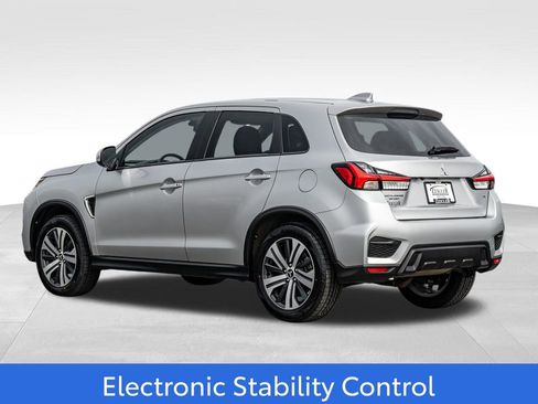 Used 2025 Mitsubishi Outlander Sport AWD image 5