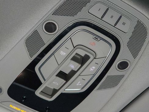 Used 2018 Audi Q5 2.0T Premium Plus w/ Premium Plus Package image 39