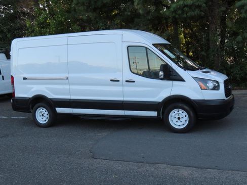 Used 2019 Ford Transit 150 148 Medium Roof RWD image 8