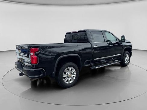 Certified 2024 Chevrolet Silverado 2500 High Country w/ Z71 Off-Road Package AWD/4WD image 5