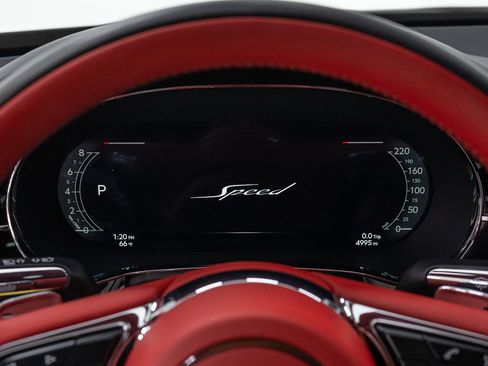 Used 2025 Bentley Flying Spur Plug-In Hybrid AWD/4WD image 31