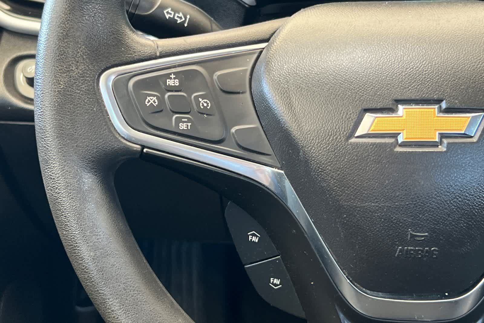 Used 2018 Chevrolet Volt LT FWD image 25