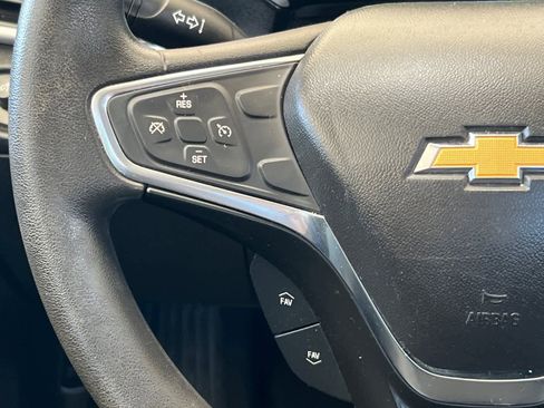 Used 2018 Chevrolet Volt LT FWD image 25