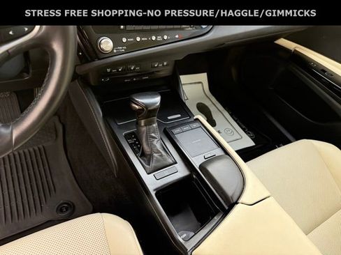Used 2022 Lexus ES 350 w/ Premium Package image 22