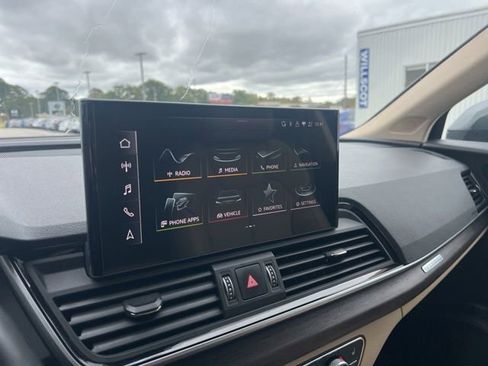 Used 2024 Audi Q5 2.0T Premium Plus image 17