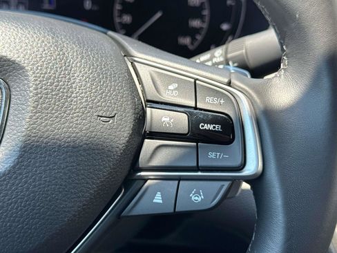 Used 2022 Honda Accord Touring image 23