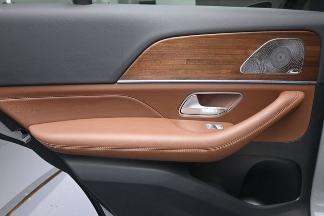 Certified 2025 Mercedes-Benz GLE 350 4MATIC image 19
