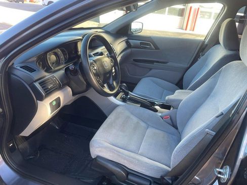 Used 2013 Honda Accord LX image 17