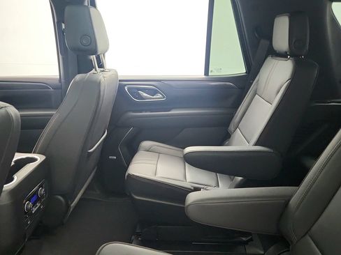 Used 2024 Chevrolet Tahoe RST w/ Luxury Package AWD/4WD image 25