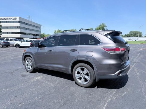 Used 2015 Toyota Highlander Limited AWD/4WD image 3