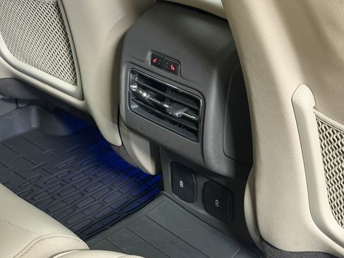 Used 2022 Lincoln Corsair Reserve w/ Equipment Group 201A image 26