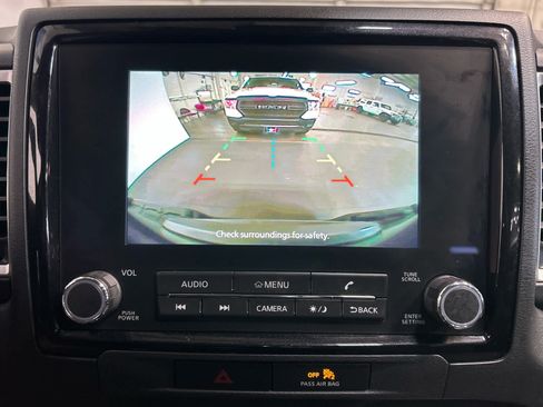 Used 2023 Nissan Frontier SV w/ SV Convenience Package AWD/4WD image 5