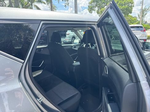 Used 2023 Kia Soul LX w/ Option Group 015 FWD image 16
