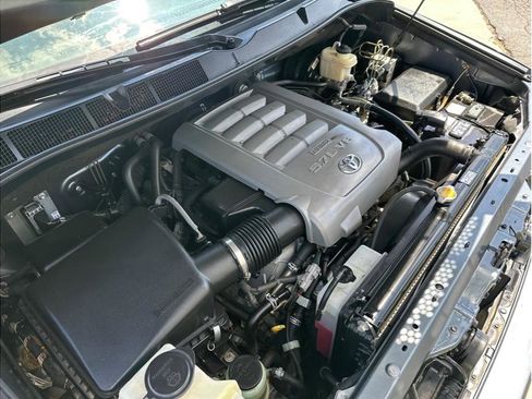 Used 2010 Toyota Tundra 4x4 Double Cab image 30