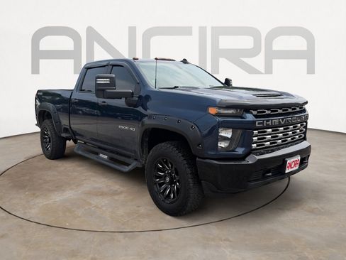 Used 2022 Chevrolet Silverado 2500 Custom w/ Custom Value Package AWD/4WD image 4