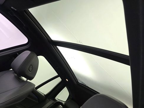 Used 2024 BMW X3 sDrive30i w/ Premium Package w/ZPA RWD image 11