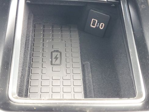 New 2026 Lincoln Corsair Premiere image 23