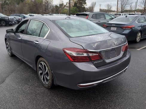 Used 2017 Honda Accord EX-L image 4