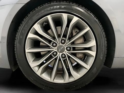 Used 2015 Hyundai Genesis 3.8 RWD image 25