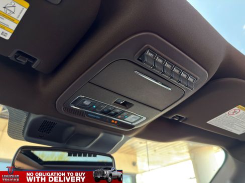 Used 2025 Ford F350 King Ranch image 36