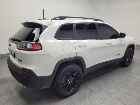 Used 2021 Jeep Cherokee Latitude Lux image 10