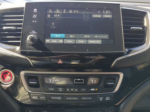 Used 2021 Honda Pilot Black Edition image 47