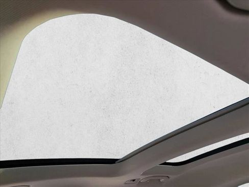 Certified 2022 Mercedes-Benz GLC 300 image 17