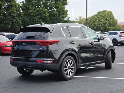Used 2017 Kia Sportage EX FWD image 19