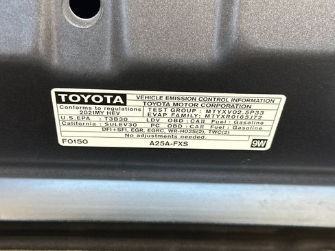 Used 2021 Toyota Camry SE w/ Audio Upgrade Package FWD image 28