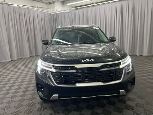 Certified 2024 Kia Seltos S image 3