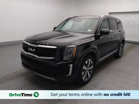 Used 2022 Kia Telluride S FWD image 1