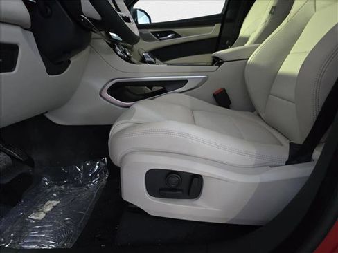 New 2026 Jaguar F-PACE R-Dynamic S image 25