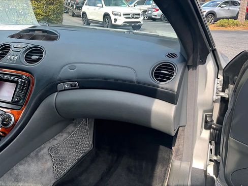 Used 2004 Mercedes-Benz SL 600 image 16