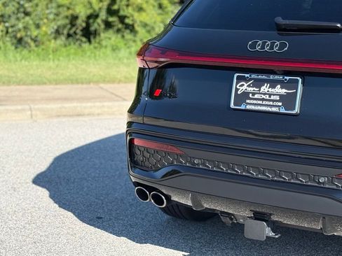 Used 2025 Audi SQ5 Prestige AWD/4WD image 14